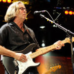 Eric Clapton and friends rock Chicago