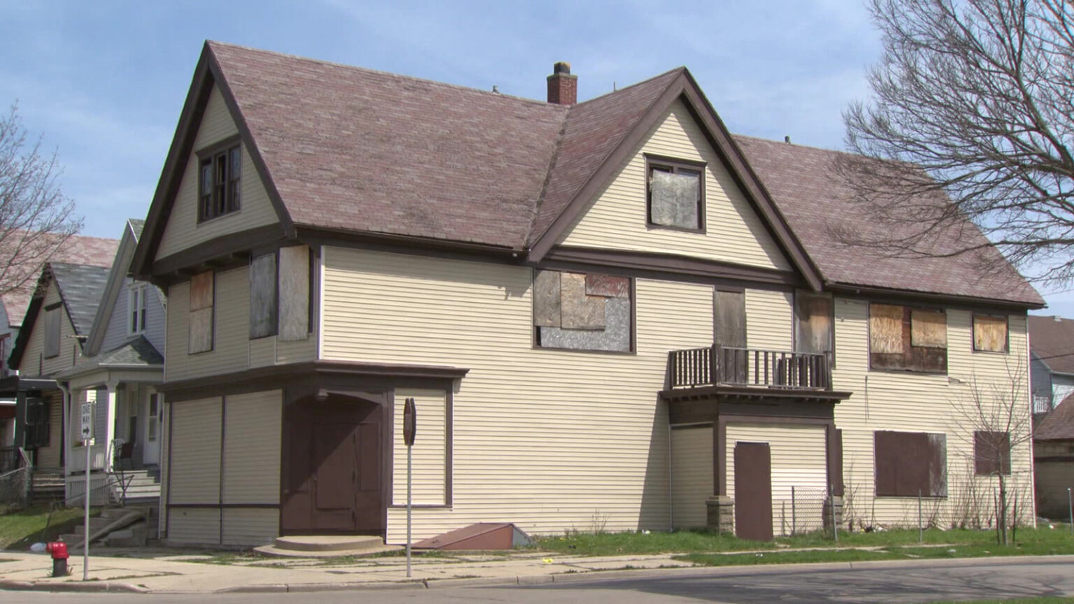 House in Milwaukee with boarded windows