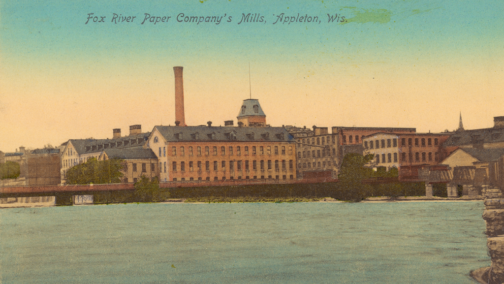 Image Credit: Wisconsin Historical Society, Fox River Paper Co. Mills, 28485. Viewed online at wisconsinhistory.org/Records/Image/IM28485.