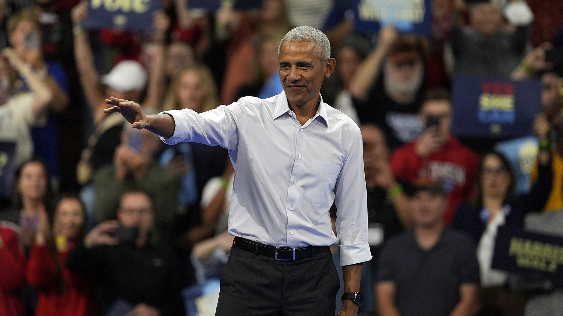 Obama Joins Walz At Madison Rally To Urge Harris Supporters In ...