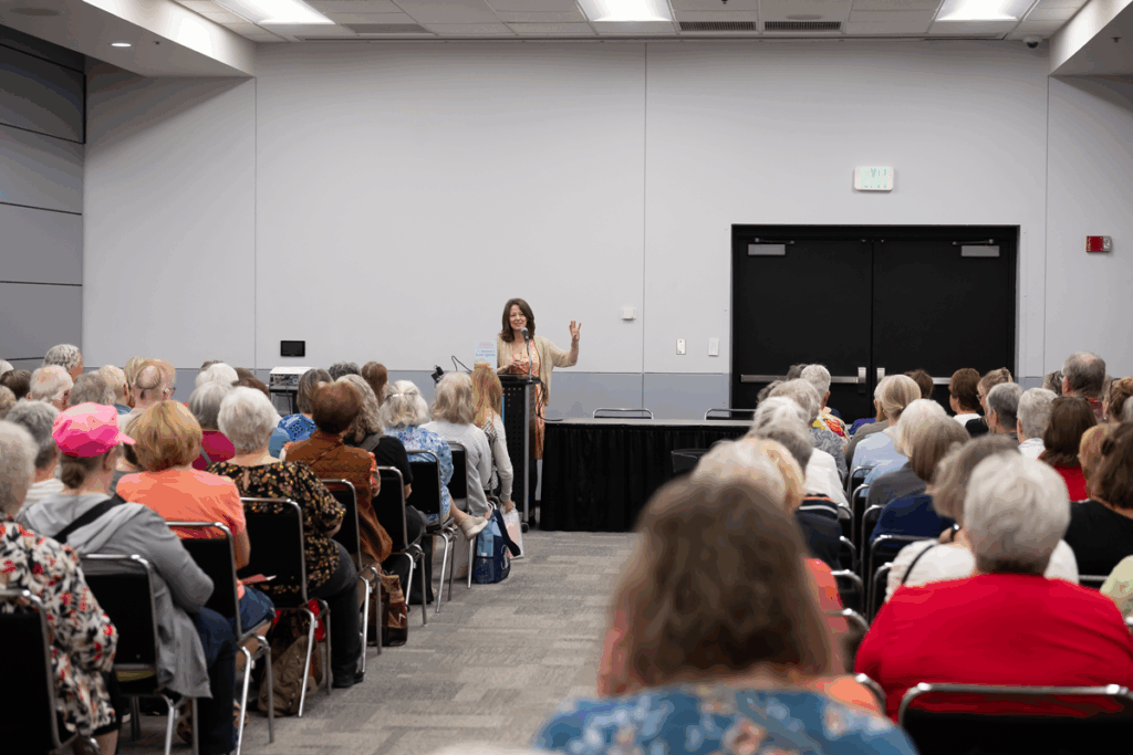 Madison’s own best-selling author Jennifer Chiaverini to present at The Great Wisconsin Quilt Show, Sept. 4-6