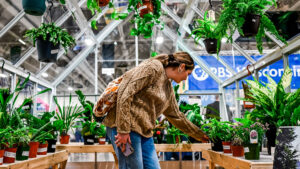 Support PBS Wisconsin and anticipate the gardening season at the 2026 Garden & Green Living Expo