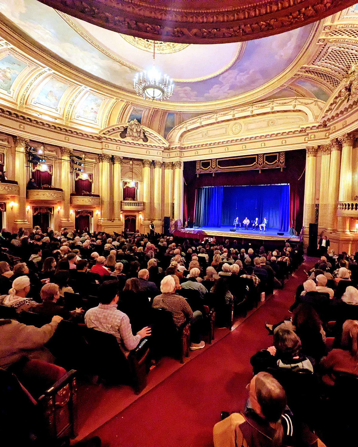 A crowd attends THE AMERICAN REVOLUTION screening event at the AL. Ringling Theatre in Baraboo.(Source: PBS Wisconsin) A crowd attends THE AMERICAN REVOLUTION screening event at the AL. Ringling Theatre in Baraboo.(Source: PBS Wisconsin)